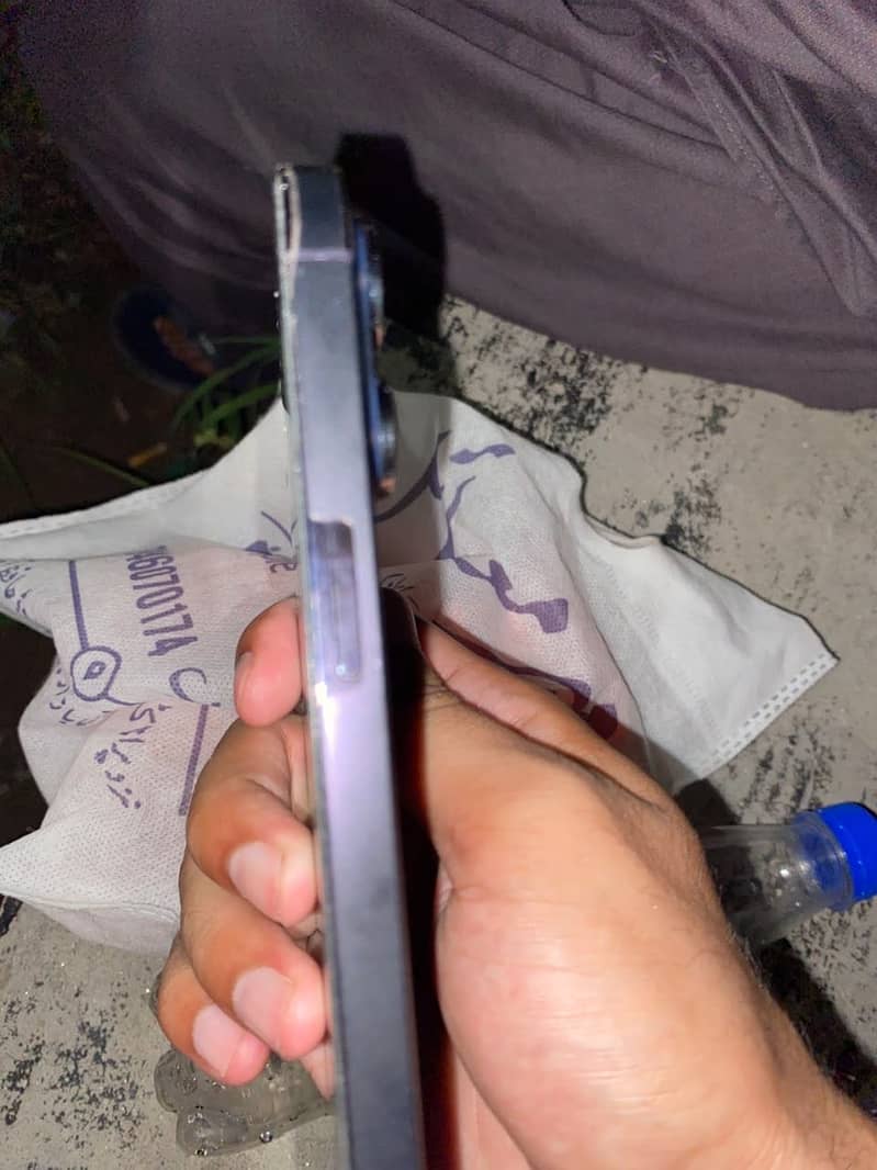 Iphone 14pro max 2