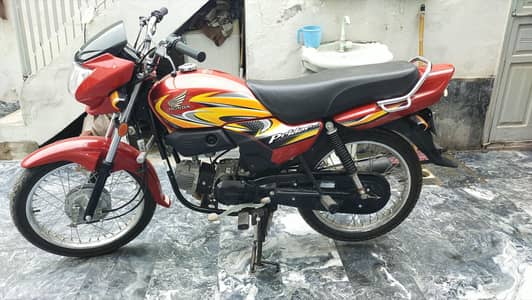 Honda pridor