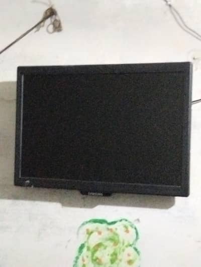26 inches Samsung LCD For Sale