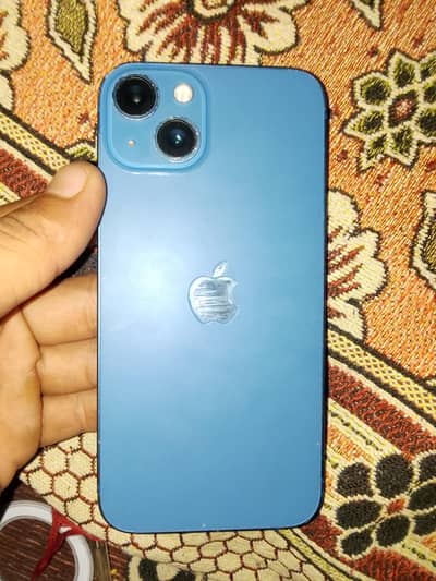 Apple iPhone 13