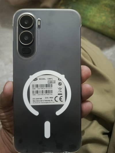 Itel City200 8/128gb