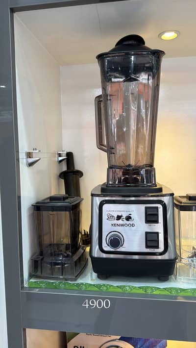 Powerful juicer machine