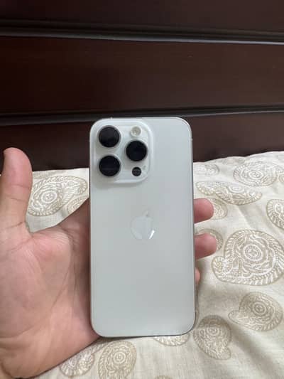 Apple iPhone 15 Pro