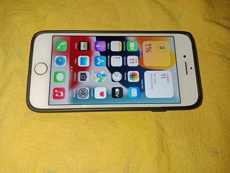 Apple iPhone 7 1