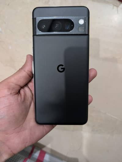 Google Pixel 8 Pro