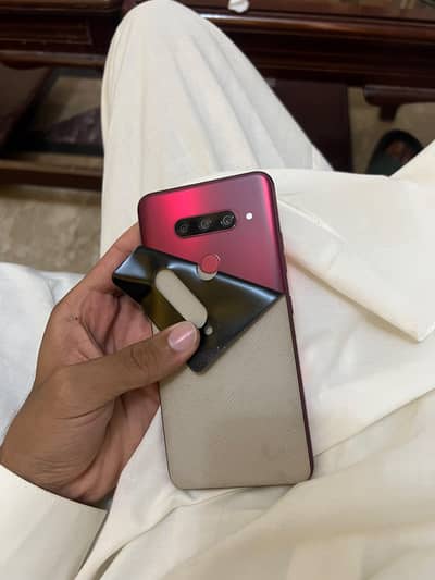 LG V40 ThinQ 128gb cool condition