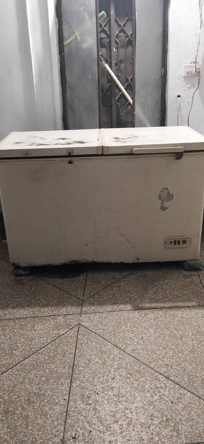 D freezers