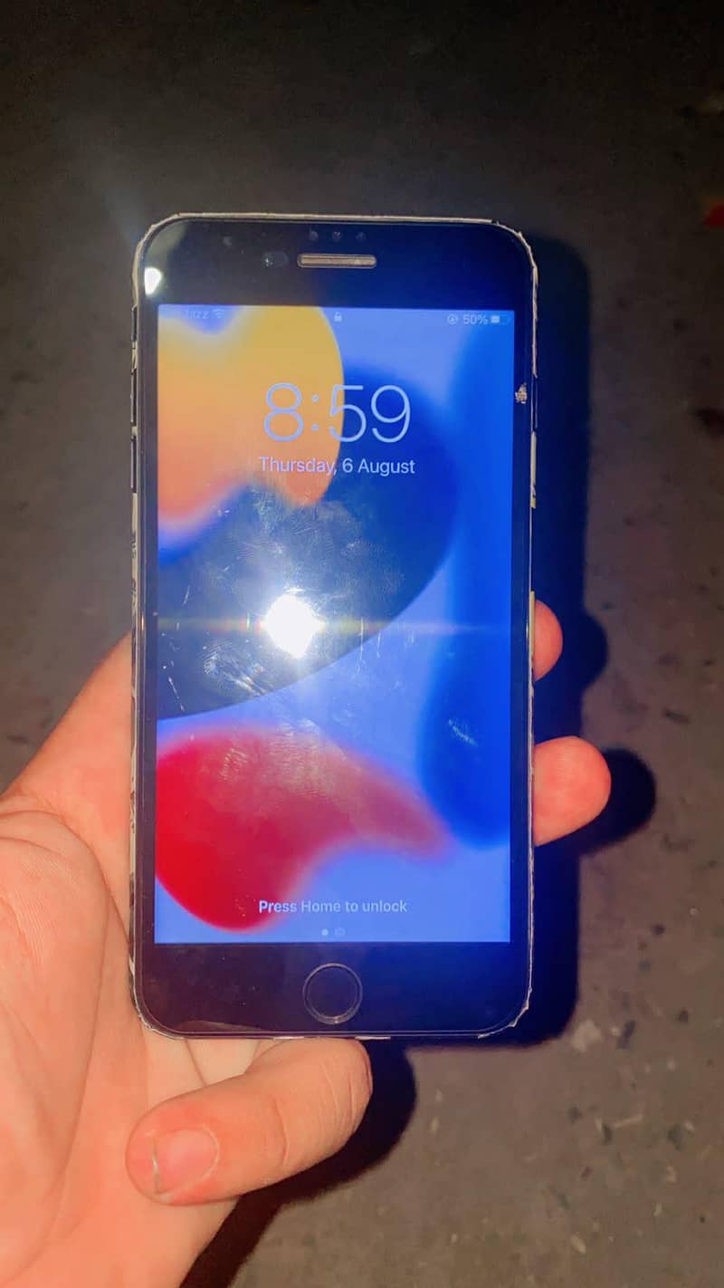 Apple iPhone 7 Plus 1
