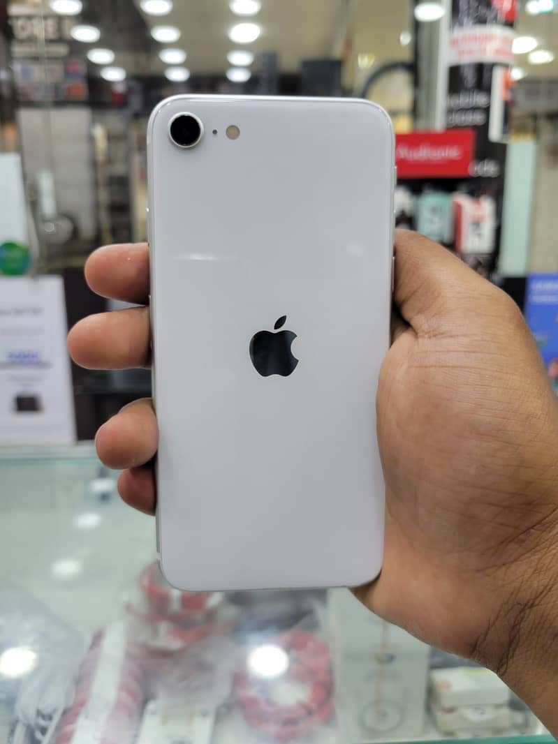 Apple iPhone SE 0