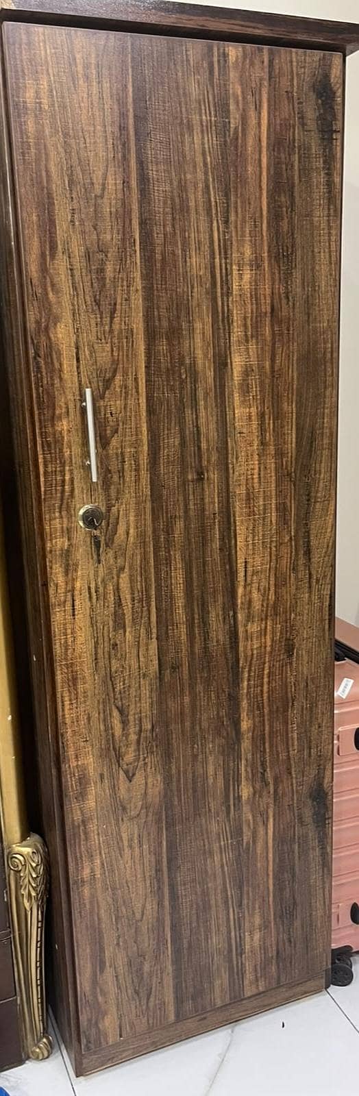 single wardrobe 1