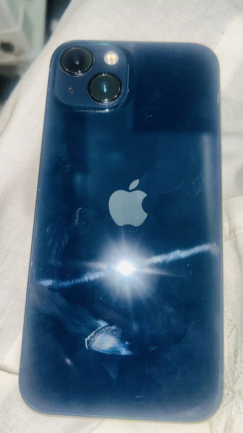 Apple iPhone 13 0