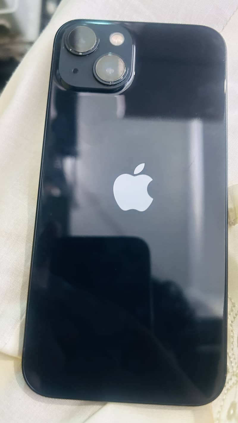 Apple iPhone 13 2