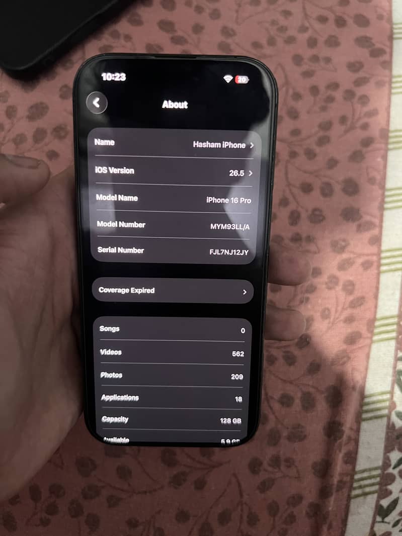 Apple iPhone 16 Pro 2