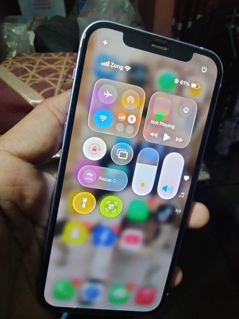 Apple iPhone 12 5