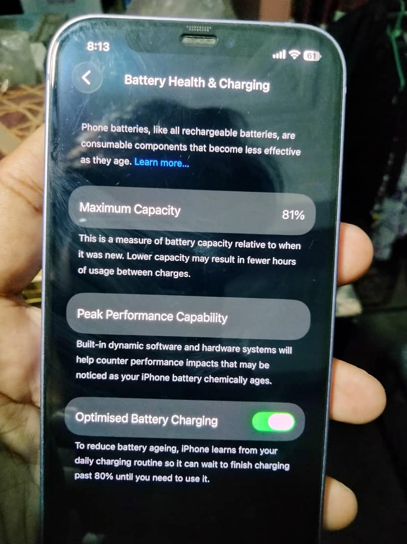 Apple iPhone 12 6