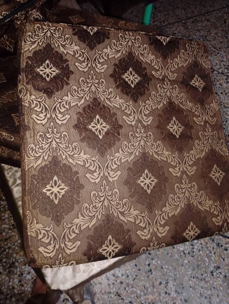 Sofa cushions 0