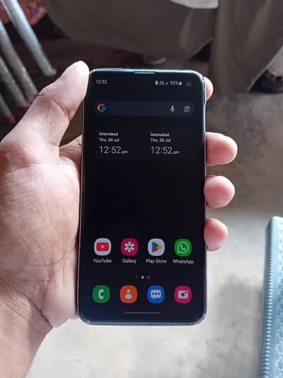Samsung Mobile S10e