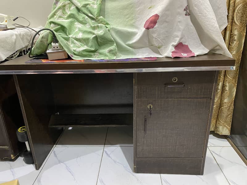 Study Table for sell 0