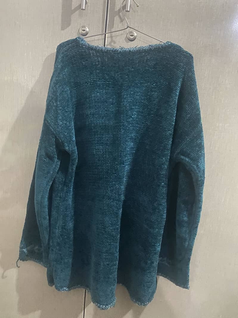 Sweater 1