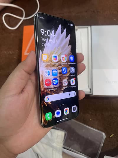 Tecno spark 40 pro plus