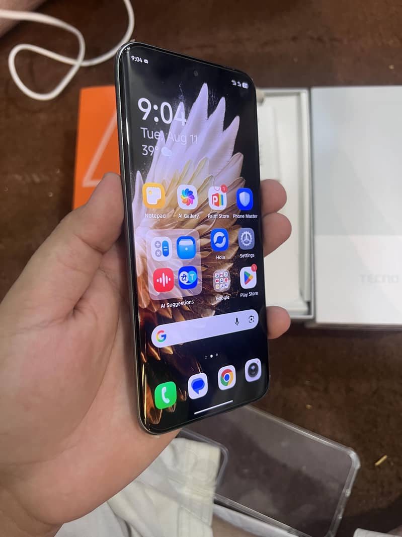 Tecno spark 40 pro plus 0