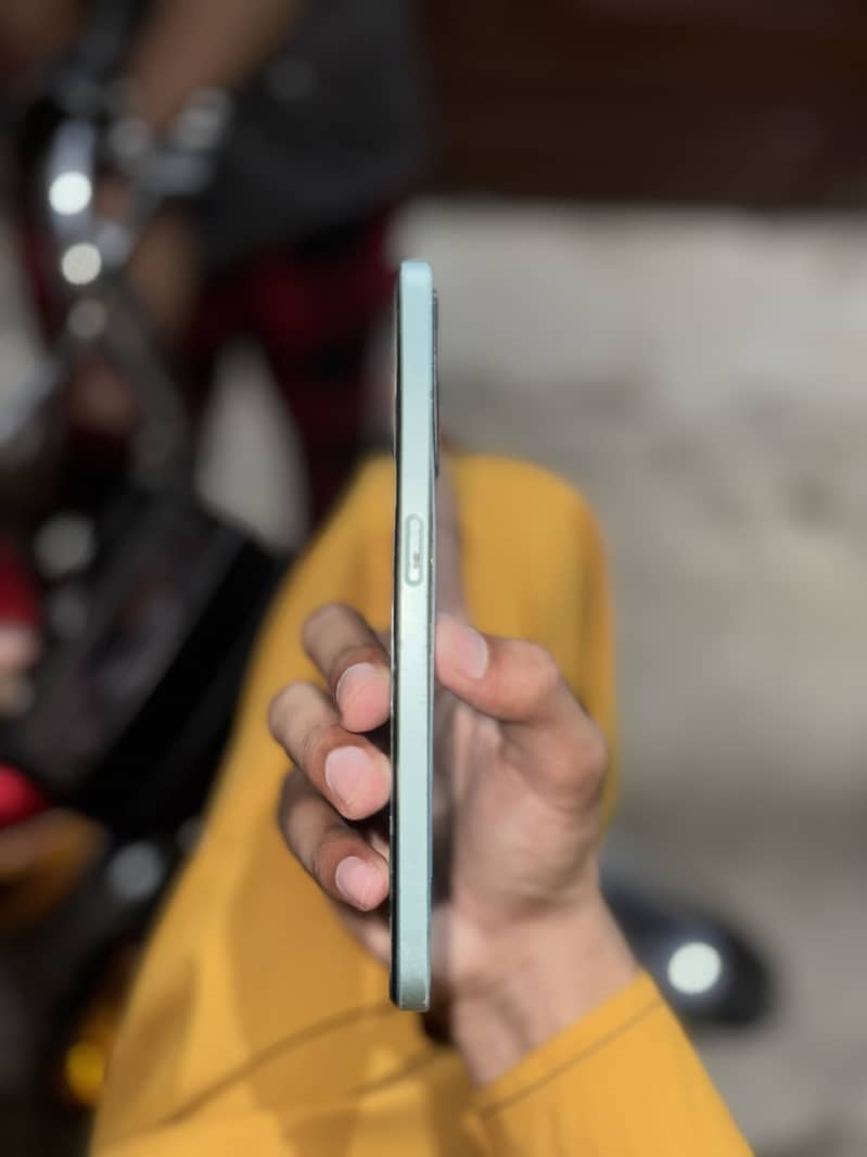OPPO A57 1
