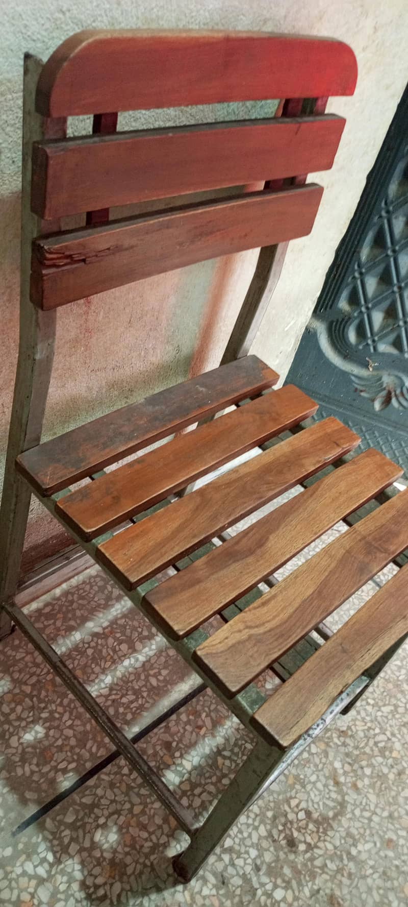 chairs n table 0