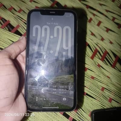 Apple iPhone 11
