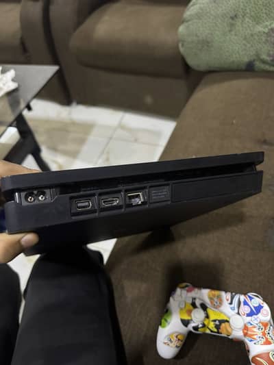 PS4 SLIM  with 2 controllers