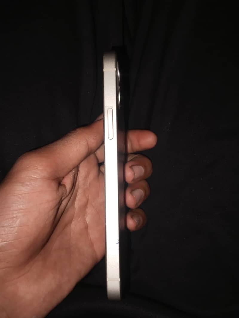 Apple iPhone 12 1