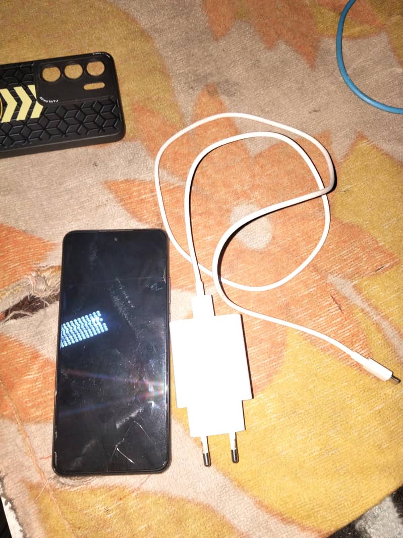 Realme C75 5