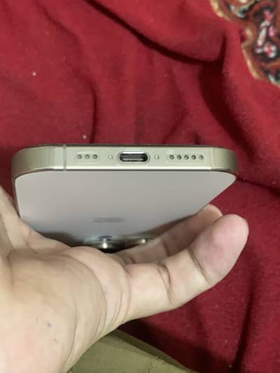 Apple iPhone 16 Pro