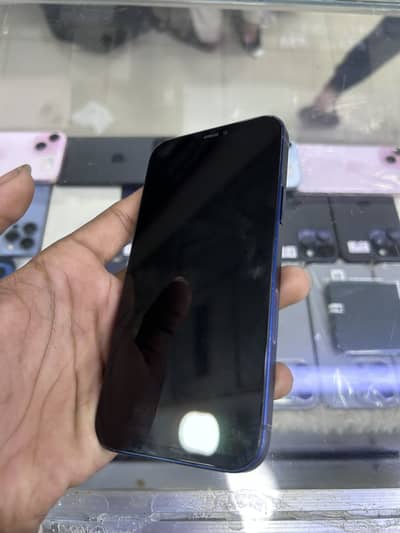 Apple iPhone 12