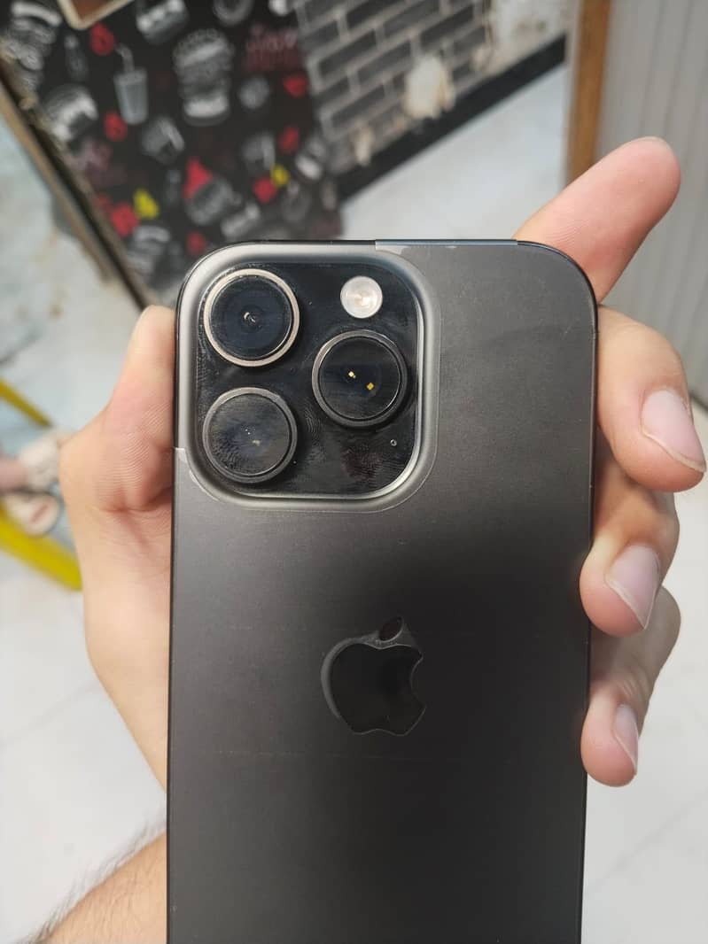 Iphone 16 pro 0