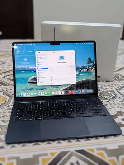 MacBook Air (13 inch)