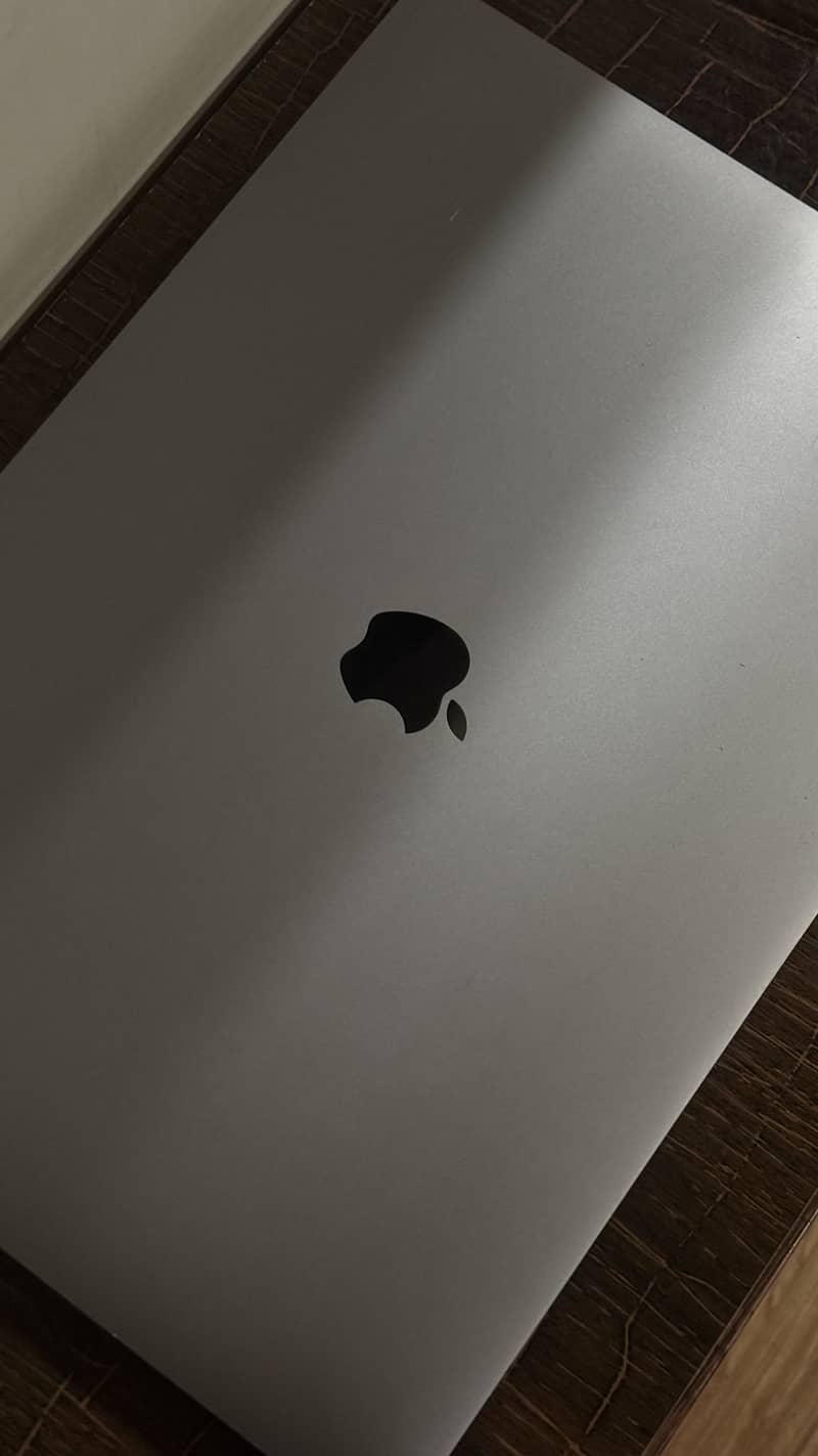 Macbook pro 2017 0
