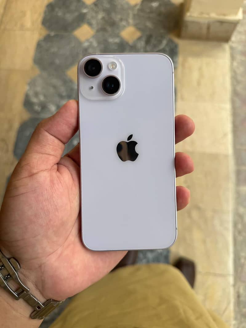 Apple iPhone 14 1