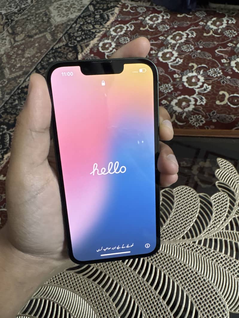 Apple iPhone 13 2