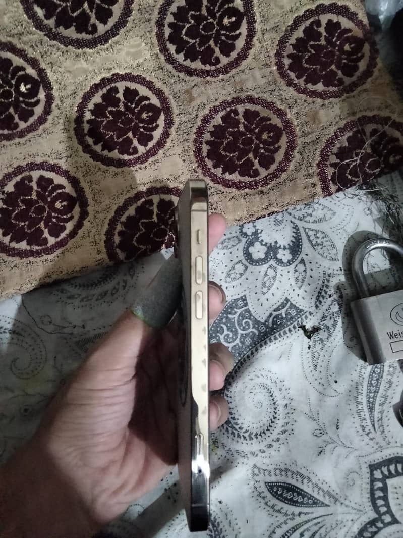 IPHONE 12 PRO 2