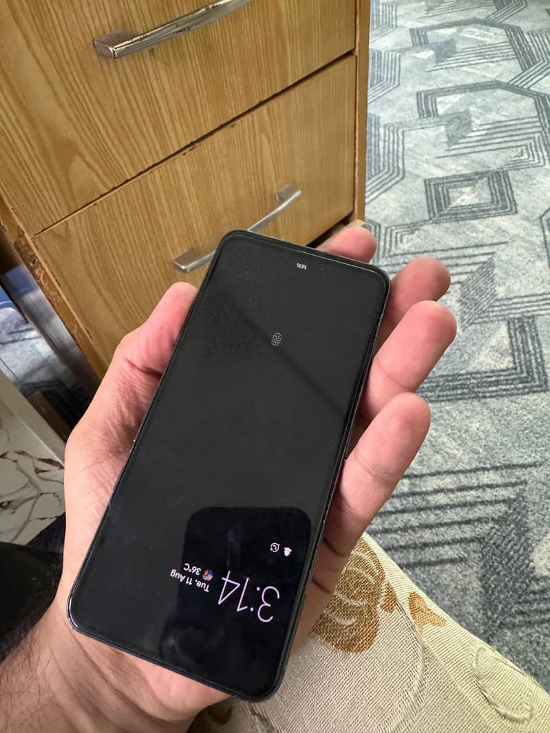 Google Pixel 8 2