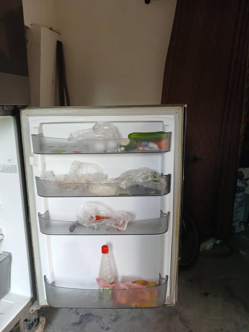 PEL Refrigerator – / Excellent Condition 3