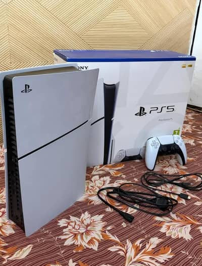 PS5 pro 2 controllers disc drive with box 5gm  My Whatsapp