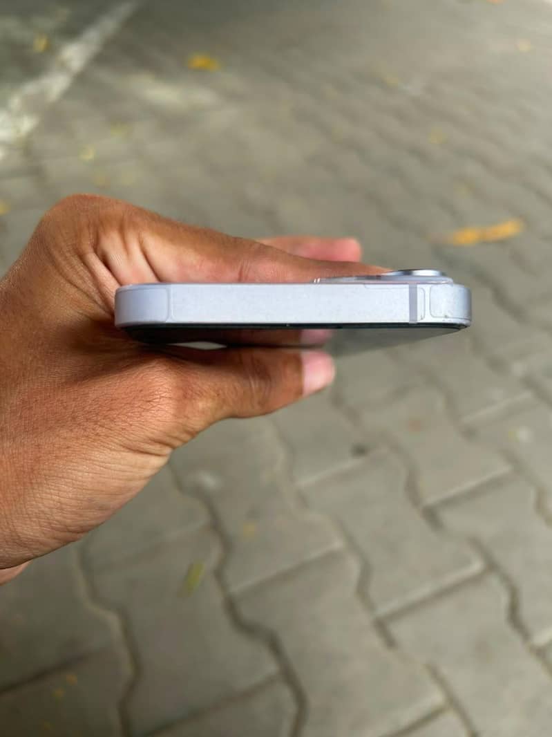 iPhone 14 6
