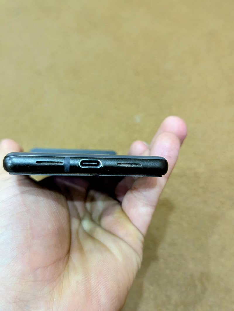 Google Pixel 6 5