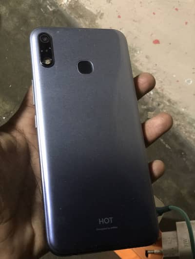 Infinix Hot 8 Lite