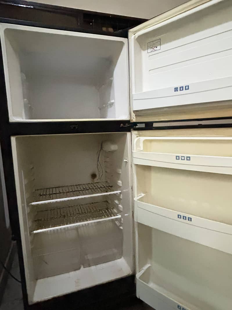 Refrigerator 6
