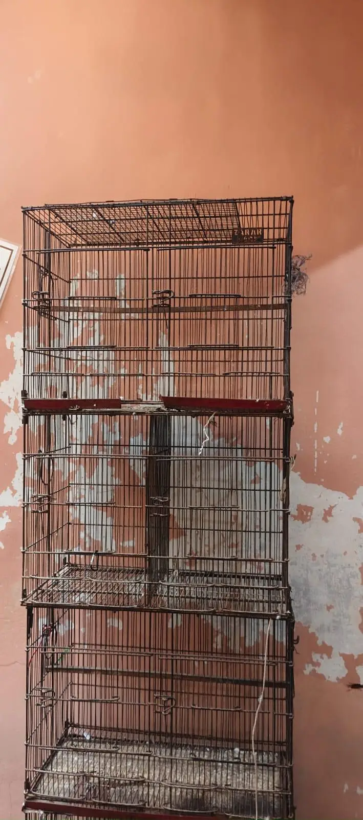 bujuies cage — photo 2