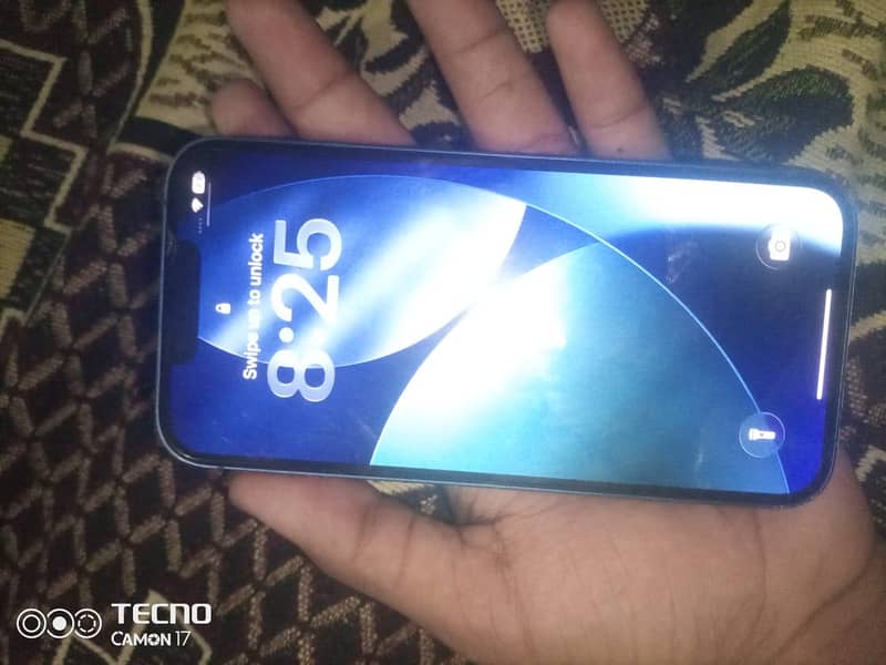 Apple iPhone 13 0