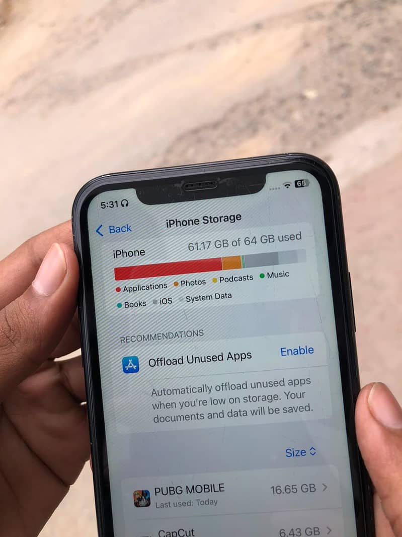 iphone XR 1
