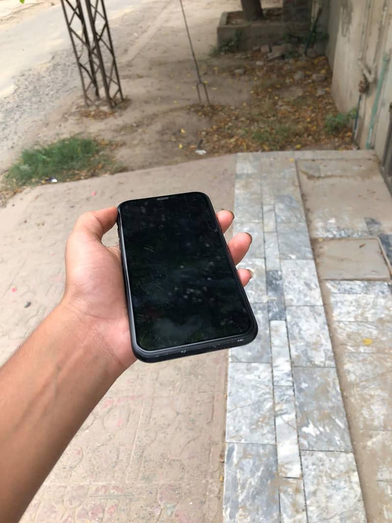 iphone XR 3